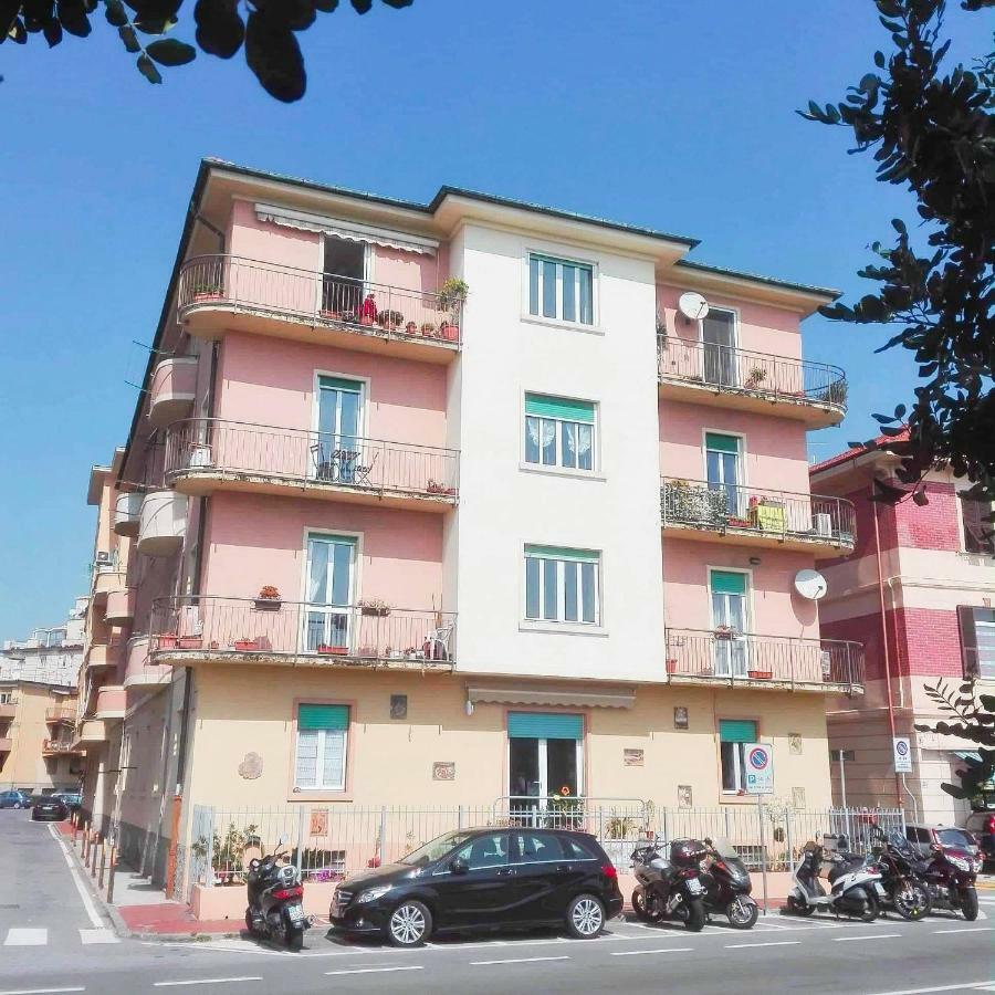 La Casetta Di Nonno Vittorio Albissola Marina Exterior foto